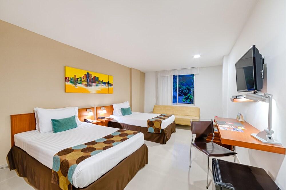 Hotel Ms Chipichape Plus กาลี ภายนอก รูปภาพ