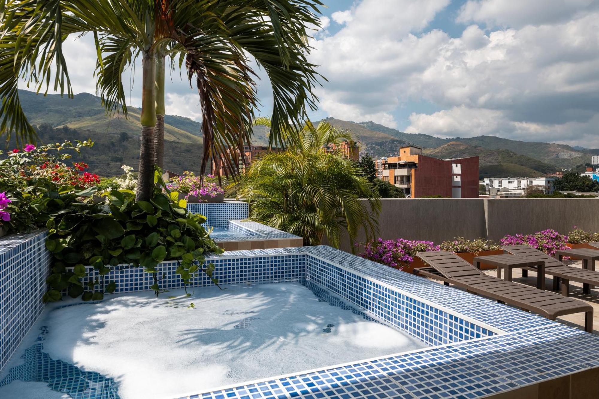 Hotel Ms Chipichape Plus กาลี ภายนอก รูปภาพ