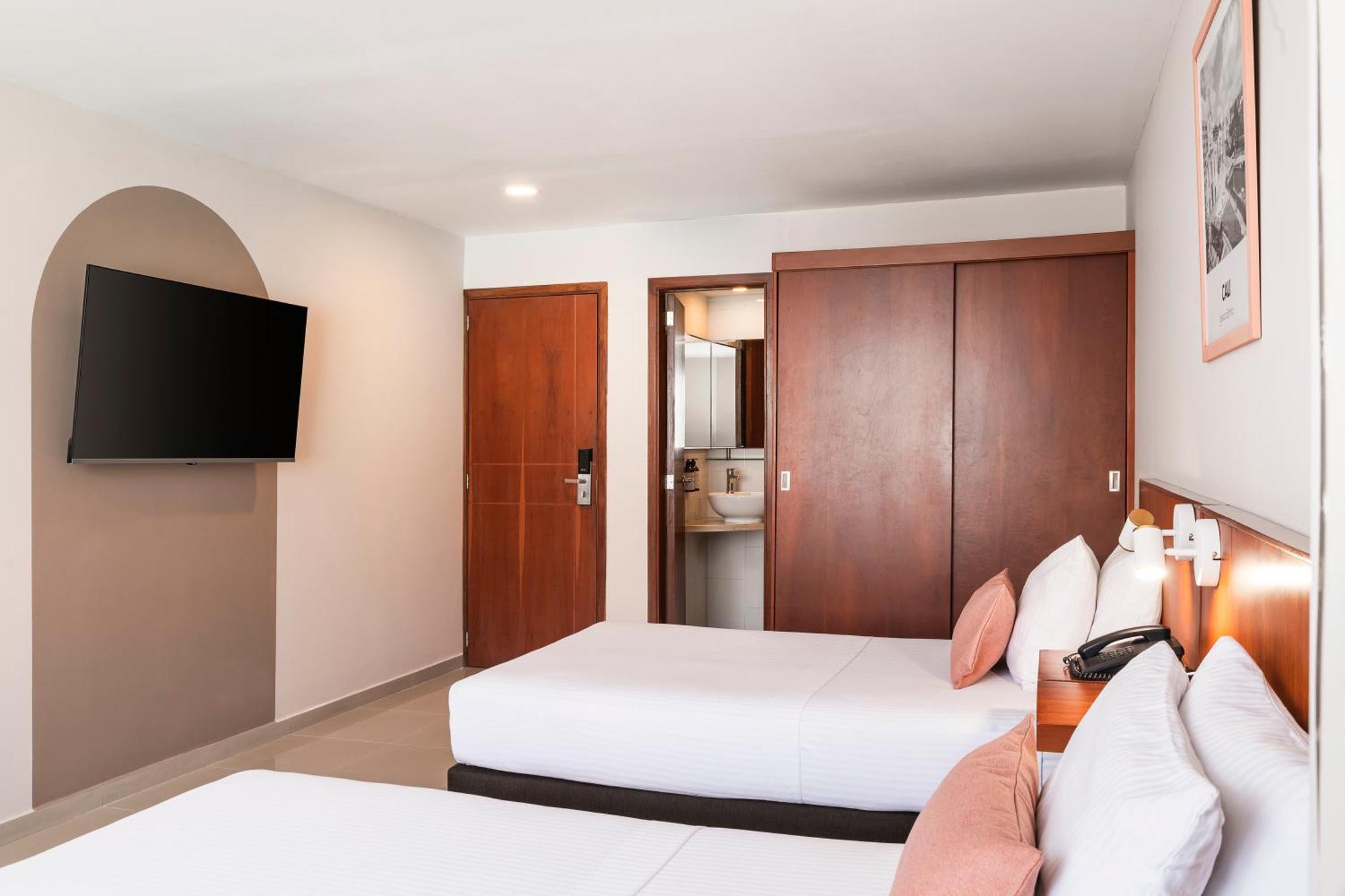 Hotel Ms Chipichape Plus กาลี ภายนอก รูปภาพ